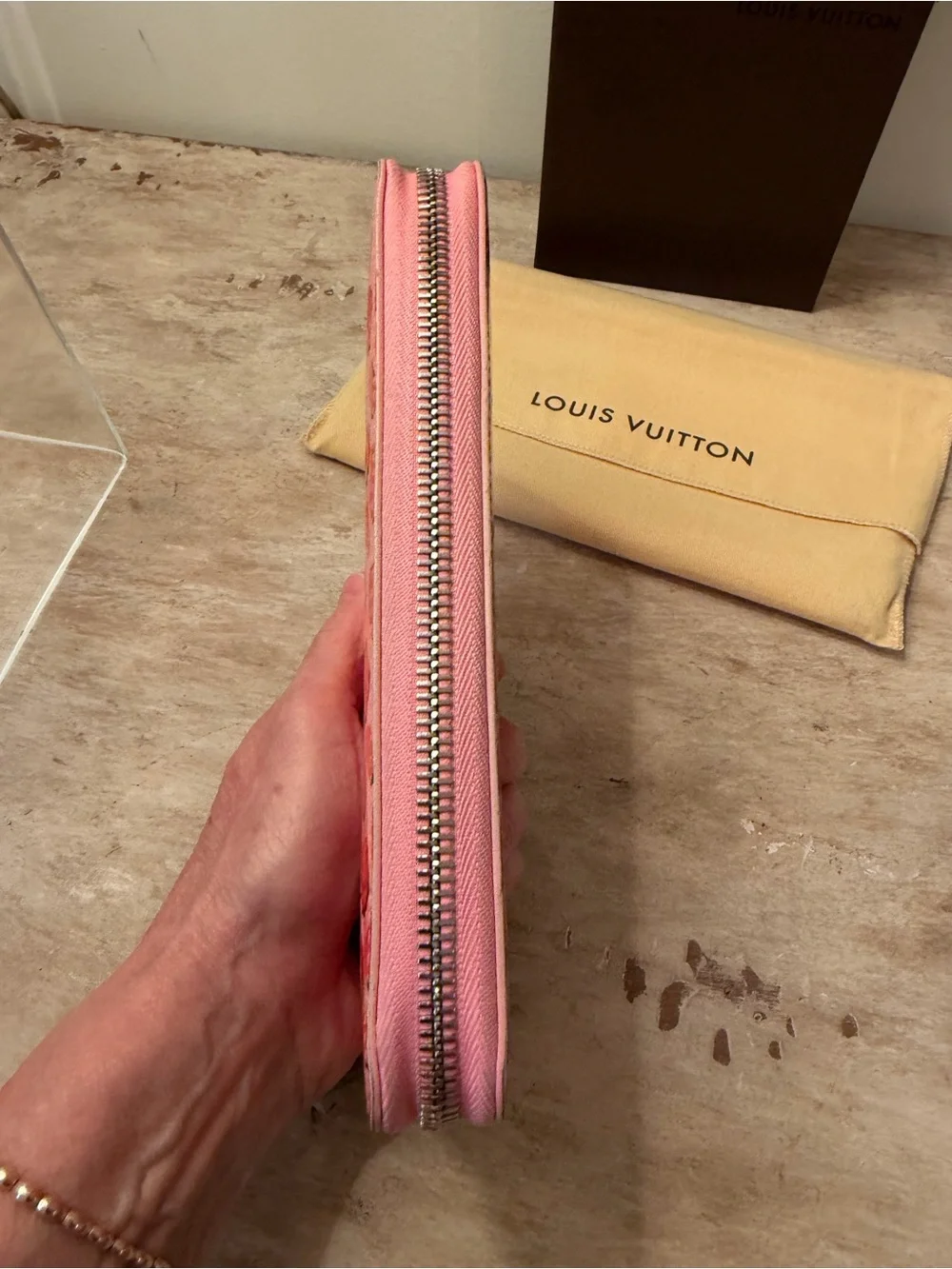 Louis Vuitton Ltd Edition Jungle Dots Vernis zip wallet in Rose Litcchi full set